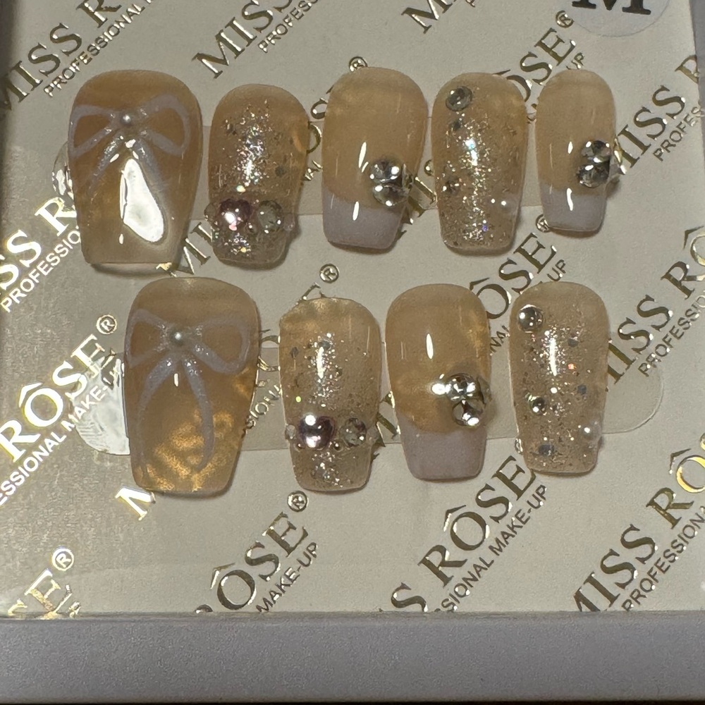 Gold Glitter Press-On Nails